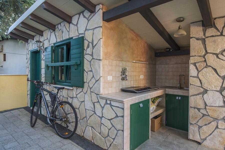 Park Villa Novigrad  Bagian luar foto