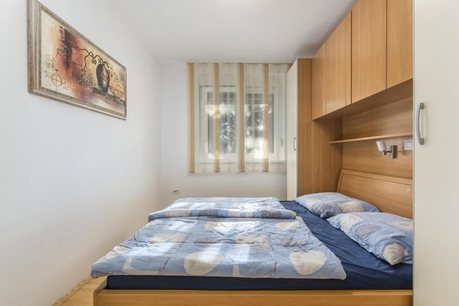 Park Villa Novigrad  Bagian luar foto